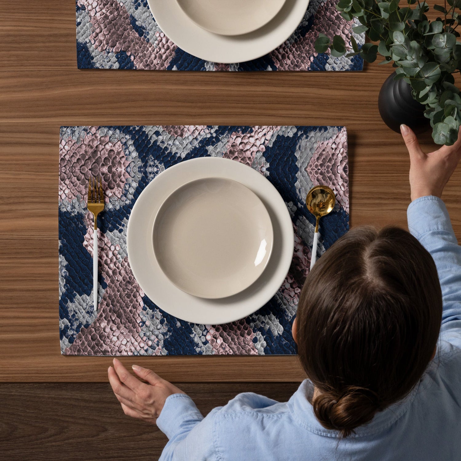 Home & Table